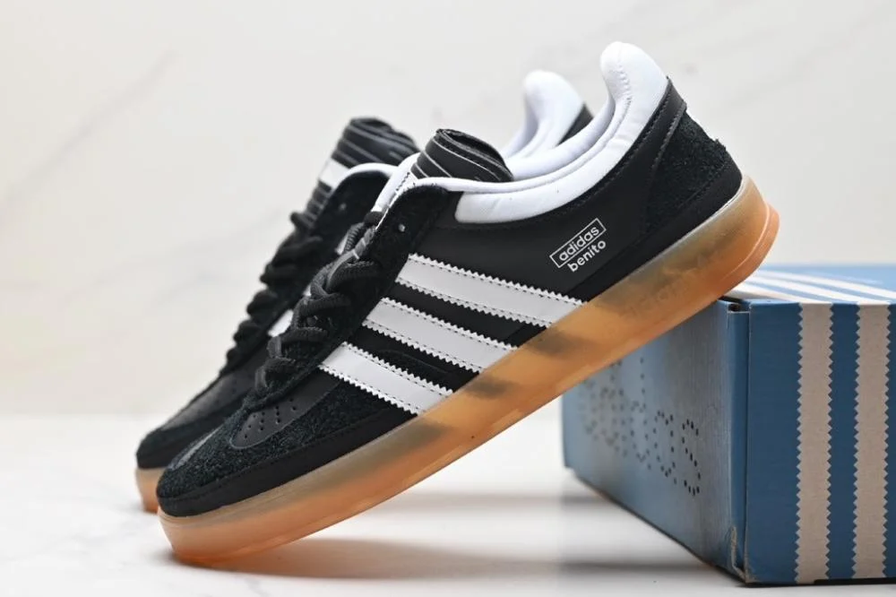 Adidas x Bad Bunny baskets Gazelle – Image 2