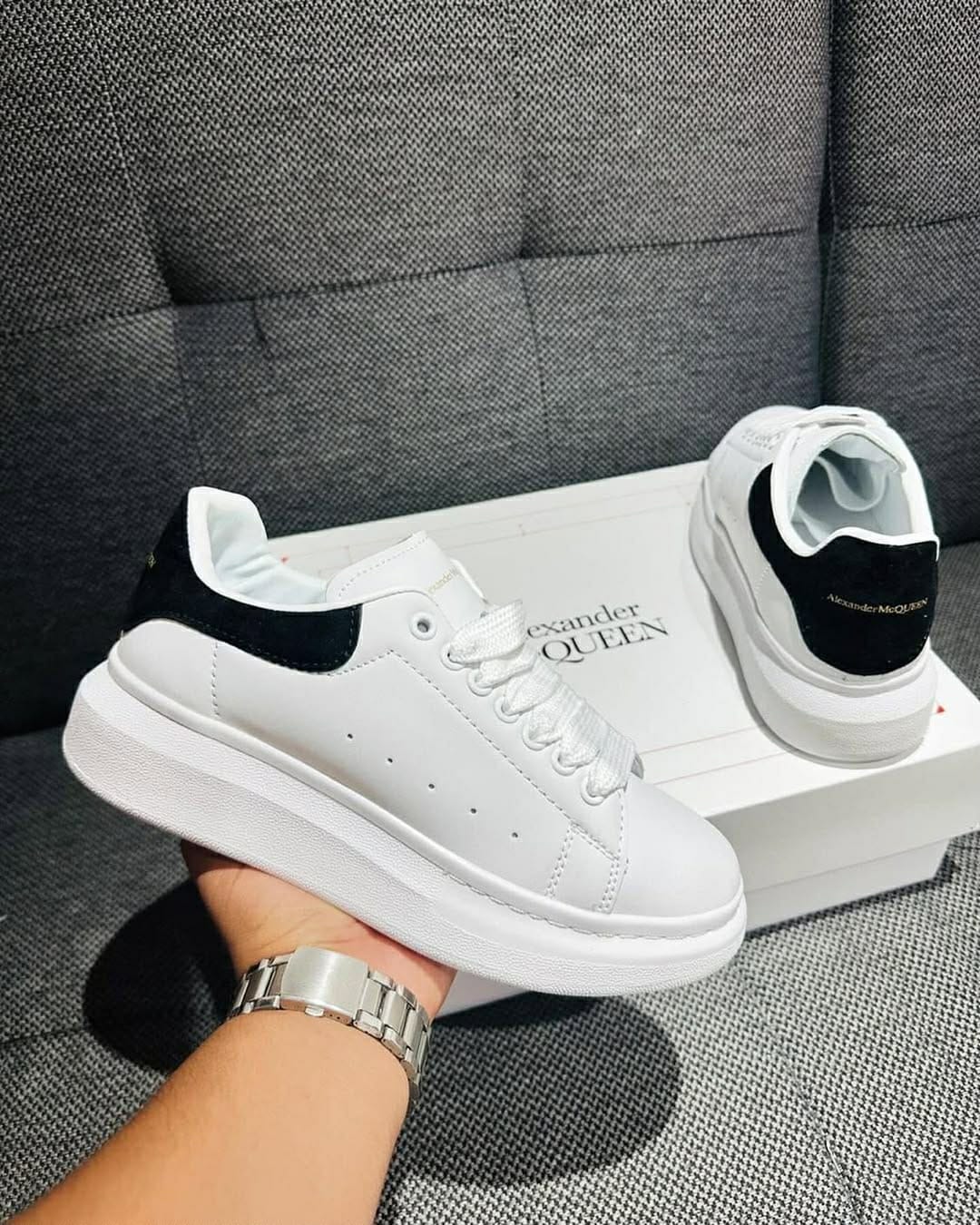Alexander McQueen Oversized Sneakers "black and white"