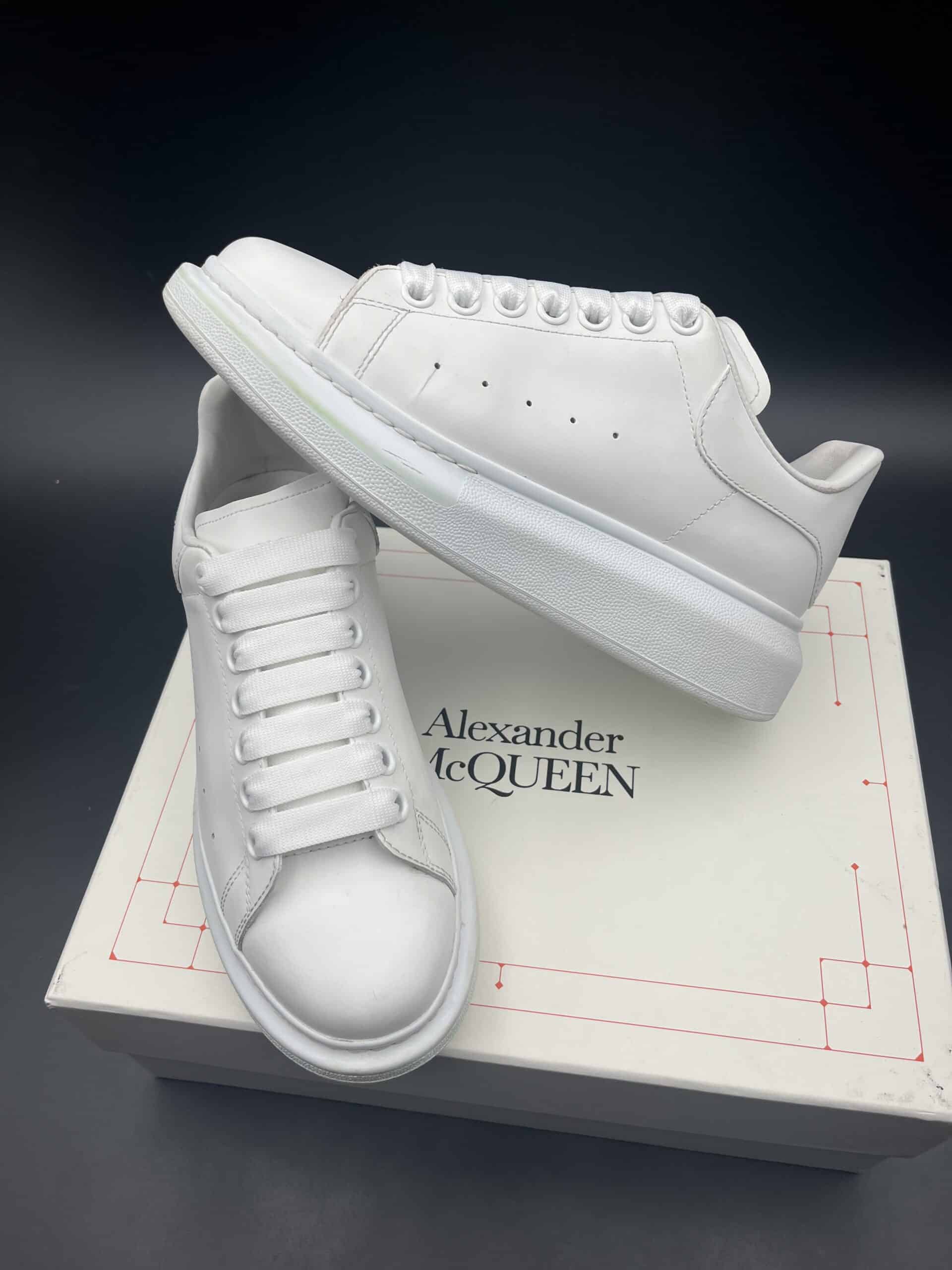Alexander McQueen Oversized Sneakers "white" – Image 5