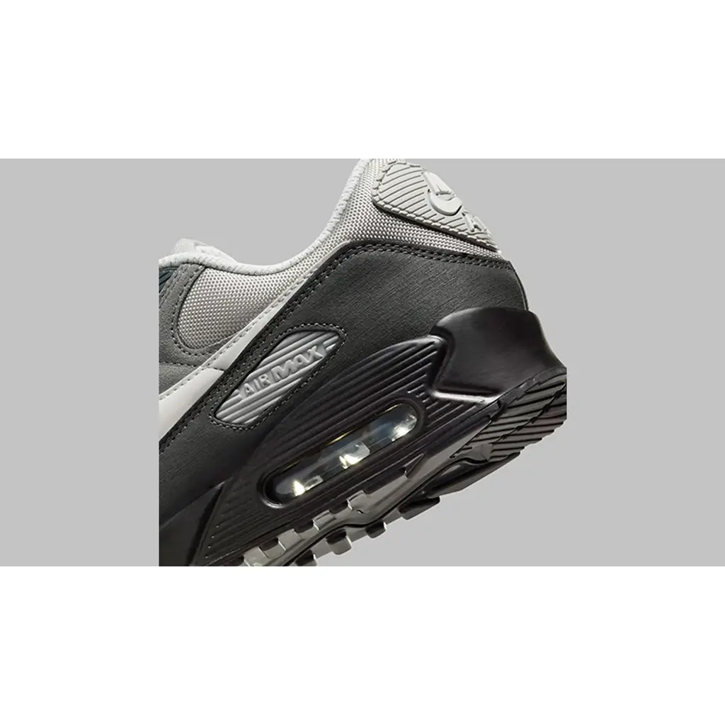 Nike Air Max 90 Gore-Tex 'Dark Smoke Grey' – Image 6