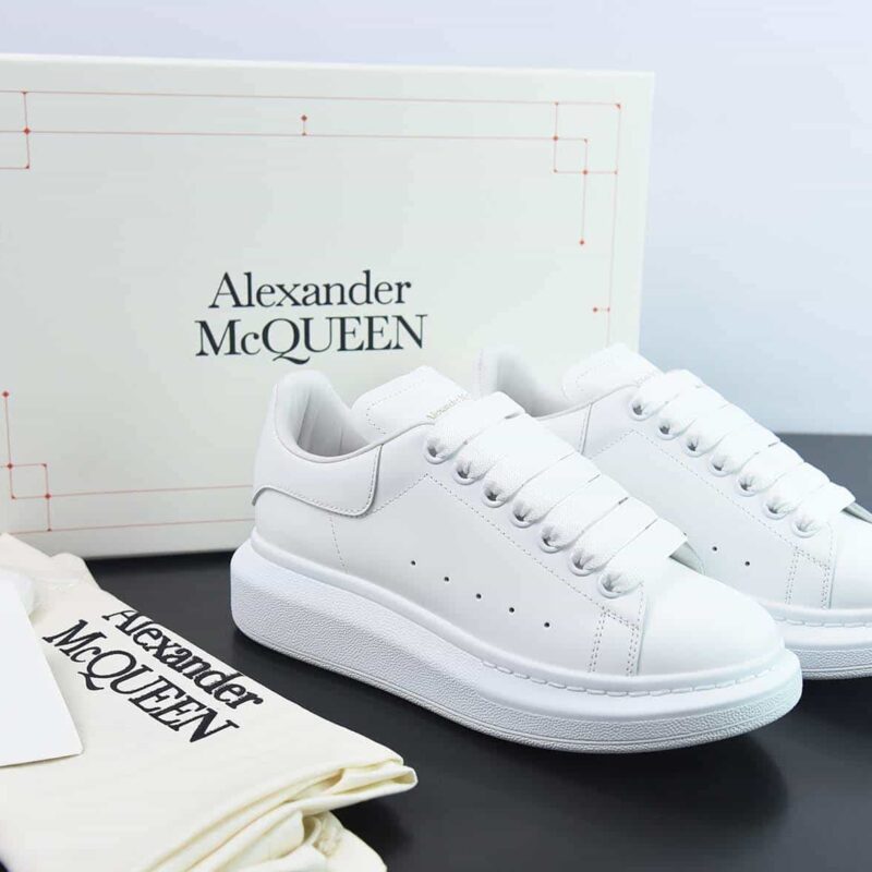 Alexander McQueen Oversized Sneakers "white"